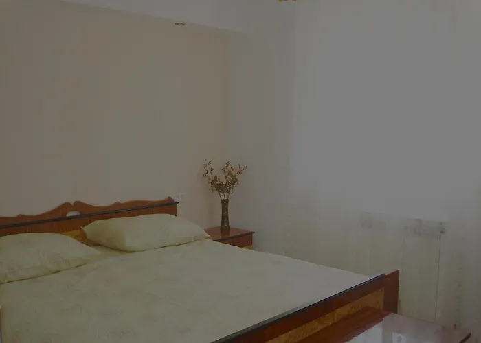 Alida Apartments & Room Near The Sea